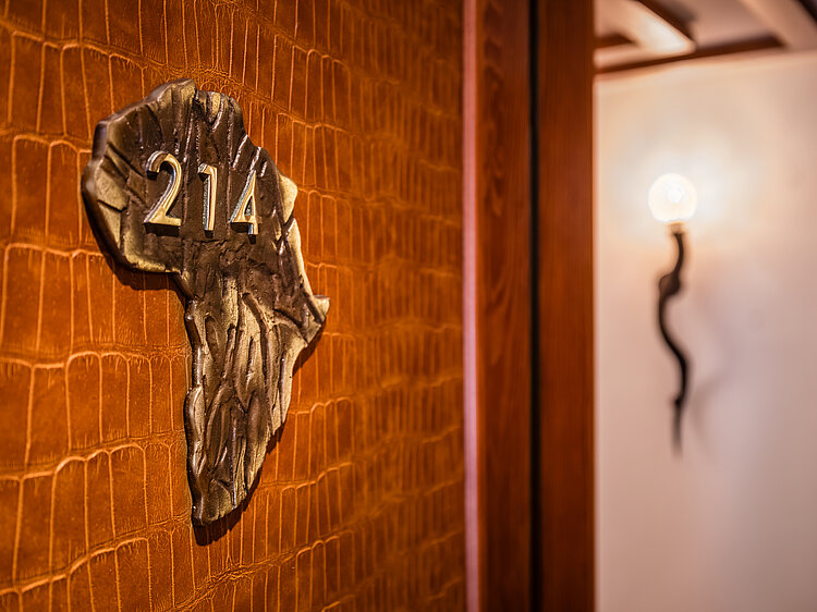 Afrikazimmer im Park-Hotel Hagenbeck – Design trifft Kultur