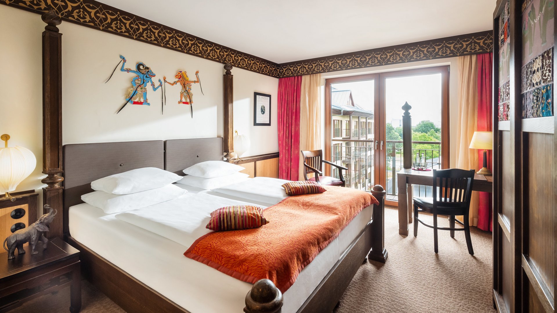 Asia-Inspired Double Room with Balcony at Park-Hotel Hagenbeck